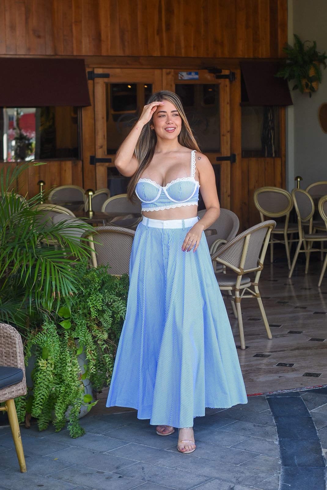 Just Nice Set Crop Top Skirt - Bonitafashionrd