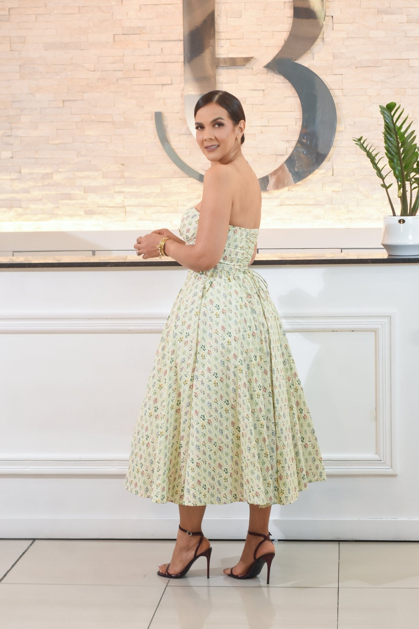 Get the Look Princess Midi Dress - Bonitafashionrd