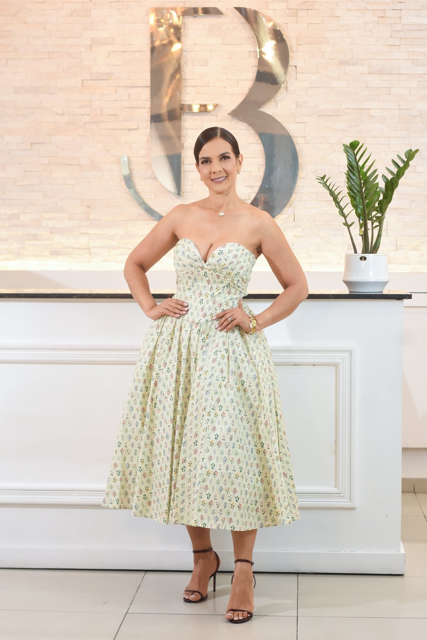 Get the Look Princess Midi Dress - Bonitafashionrd