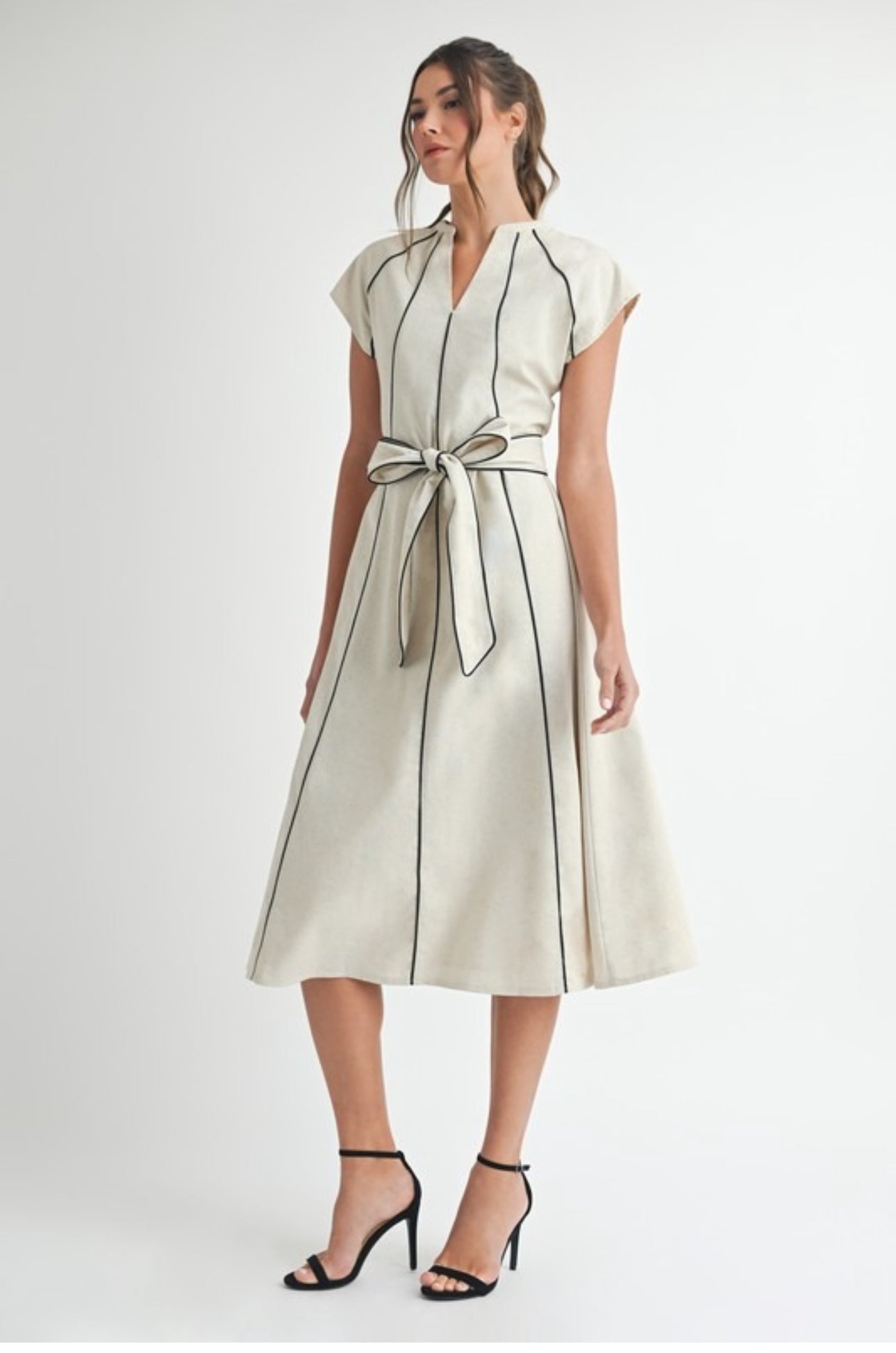 The Pretty Line Midi Dress - Bonitafashionrd