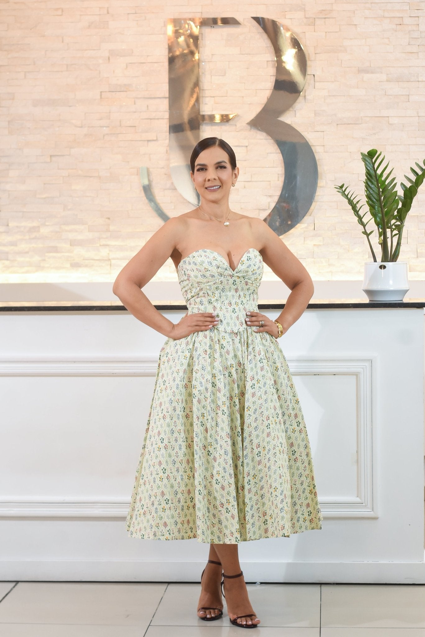 Get the Look Princess Midi Dress - Bonitafashionrd