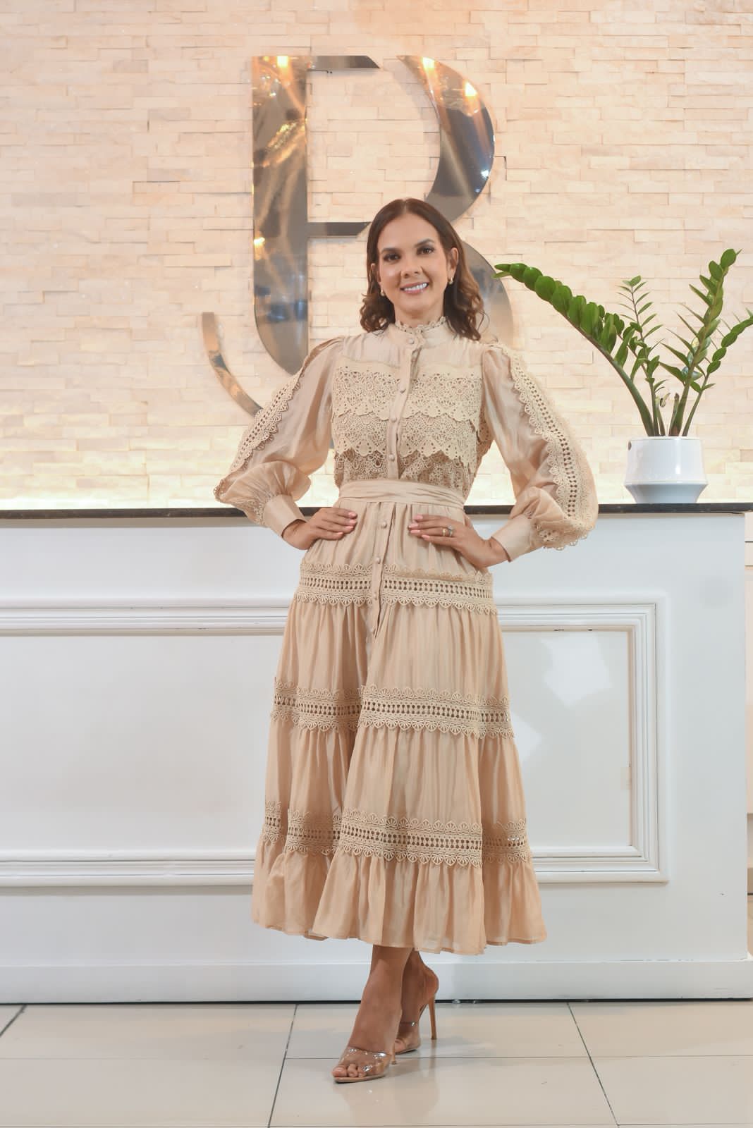 Oh My Pretty Lace Dress - Bonitafashionrd